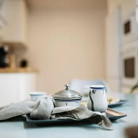 Clara بلايا بلانكا