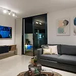 Clara Villa *